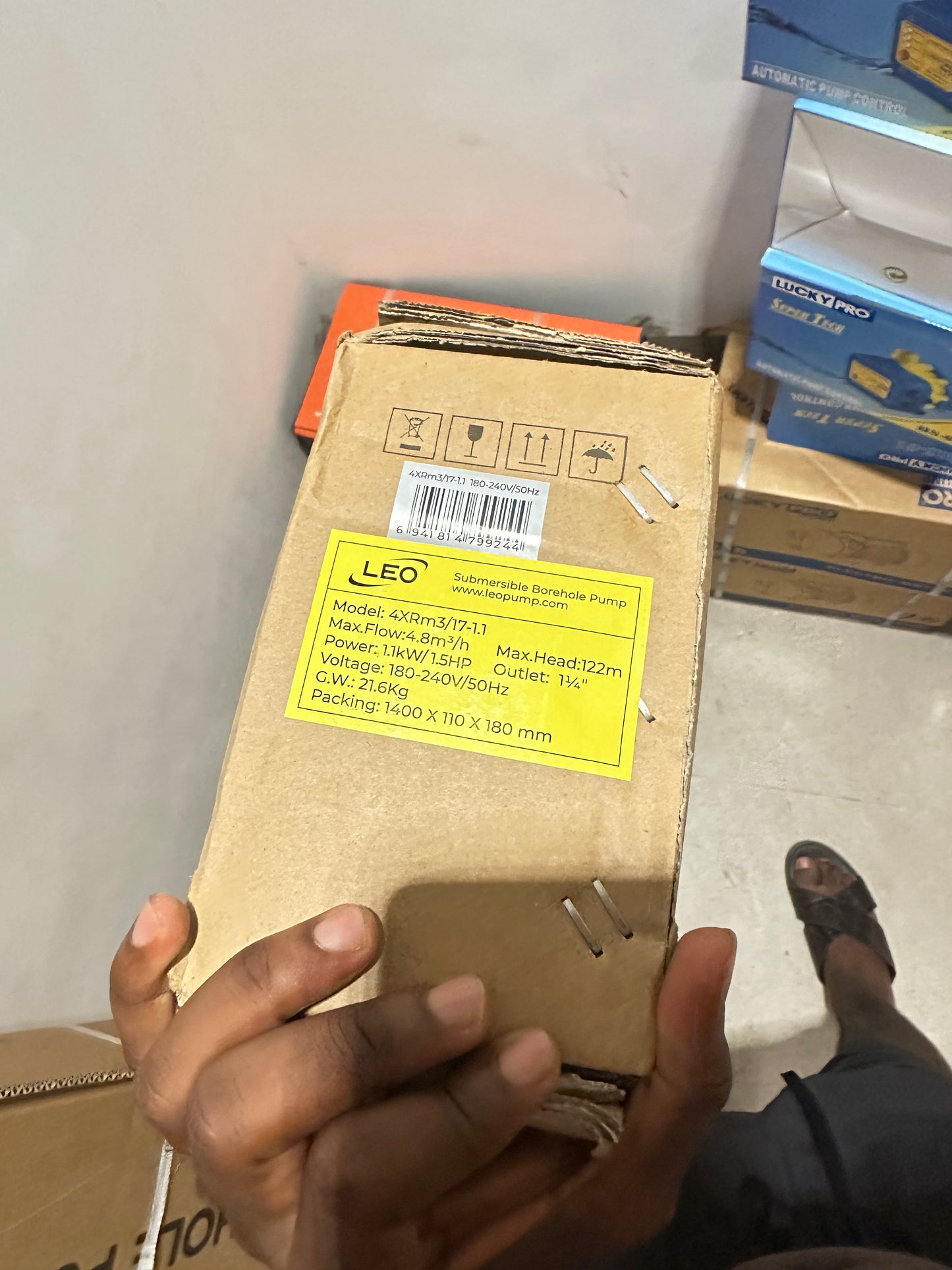 Leo 1.5HP Submersible Borehole Pump 1.5 HP (4XRm3/17-1.1) — 17 Stages, 122m Max Head